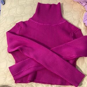 Long sleeve pink turtle neck